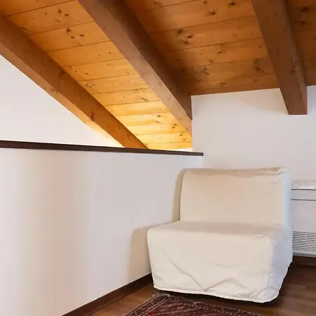 De Amicis Retrait - Eleganza Nel Cuore Di Appartement *